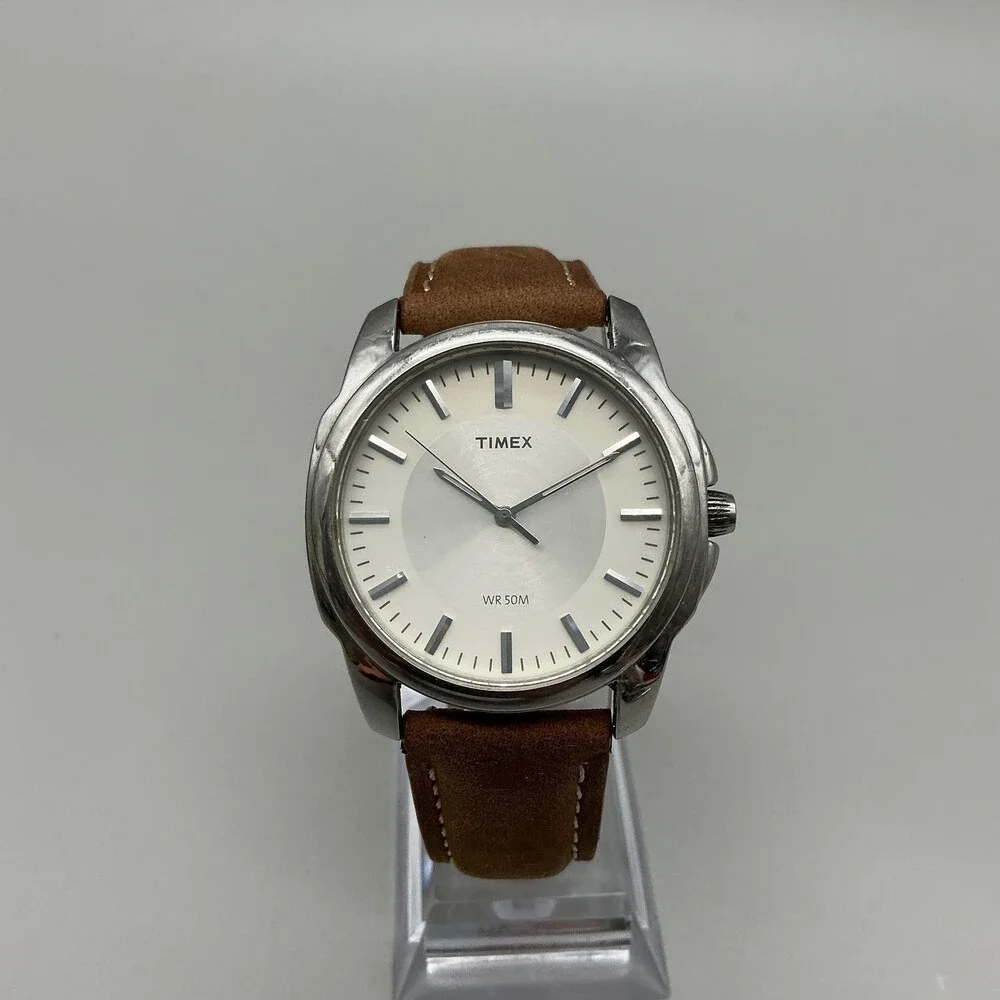 Timex Mens Watch 39mm Silver Tone Brown Leather WR 50M Stainless New Battery